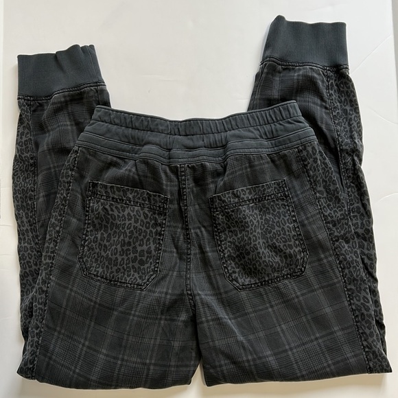 ANTHROPOLOGIE Kalli Plaid Leopard
Print Drawstring Jogger Pants Sz XS - Picture 8 of 12